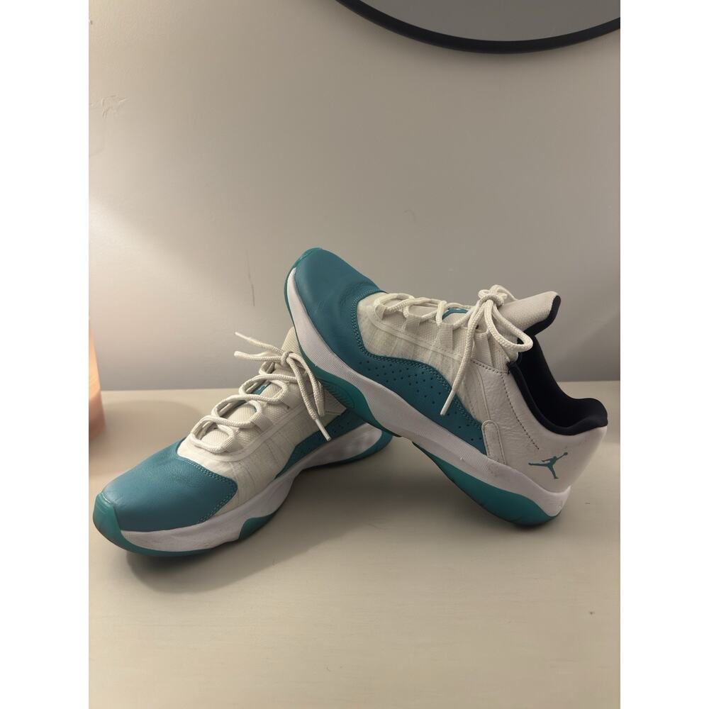 Nike Women's Size 12 Air Jordan 10 CMFT Low Emerald White Green